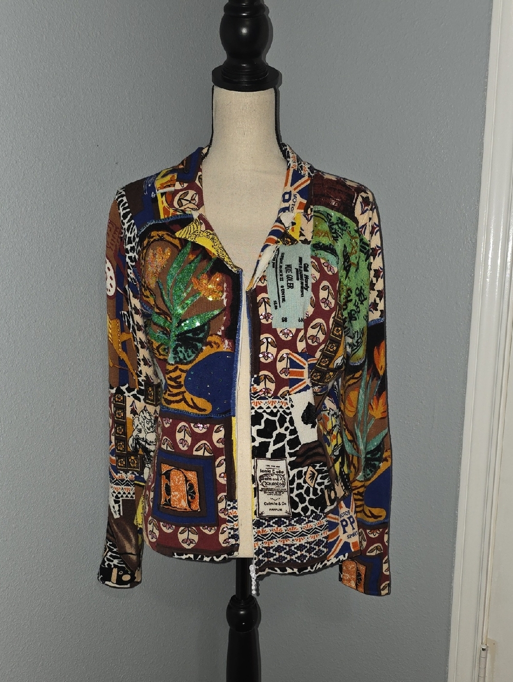 Alberto Makali Cream Sweater with Multicolor Stripe Trim